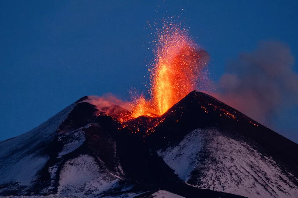 Бөлімдегі пенис және киска