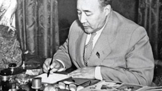 Мұхтар Әуезов – «Абай жолы» эпопеясының авторы